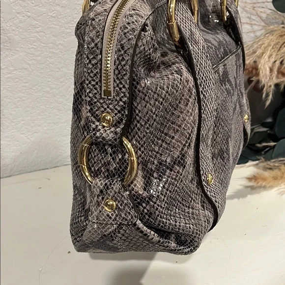 Michael Kors Black and Gray Snake Skin Shoulder Bag - Picture 5 of 11